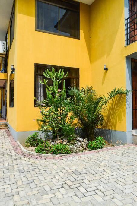 Len Apartments Dar es Salaam Exterior foto